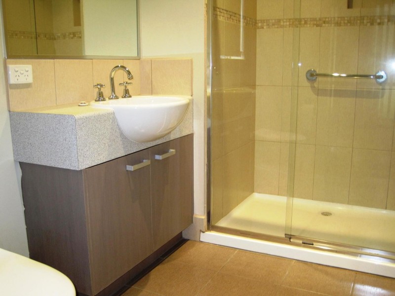 2/53 Terrigal Crescent, Kilsyth VIC 3137