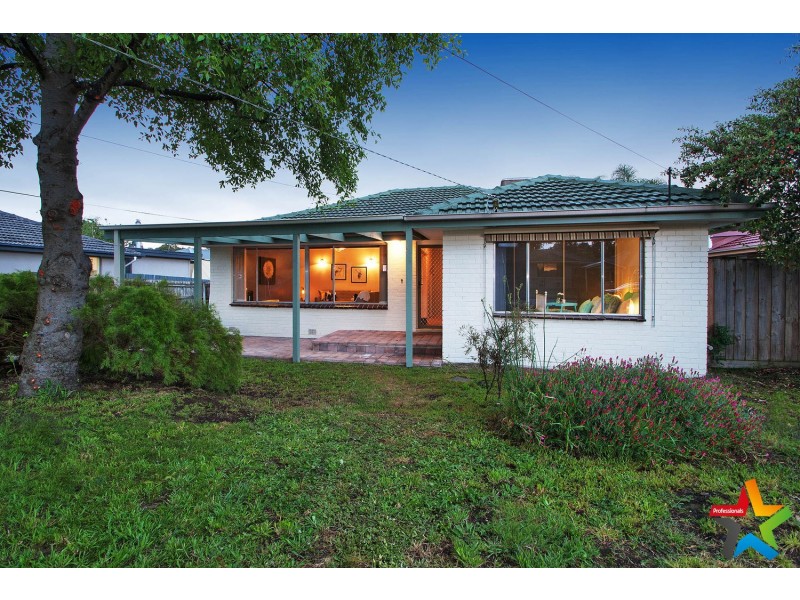 21 Blackburn Road, Mooroolbark VIC 3138