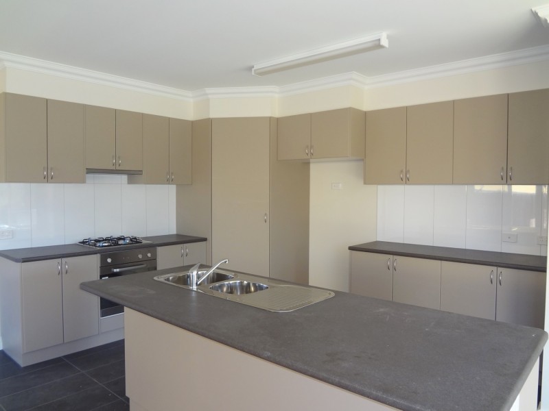 38  Cardigan Road, Mooroolbark VIC 3138