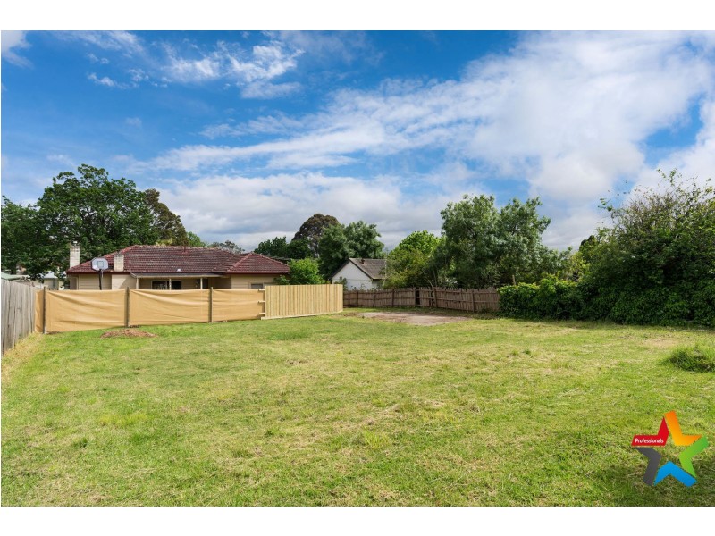 6a Eothen Lane, Kilsyth VIC 3137