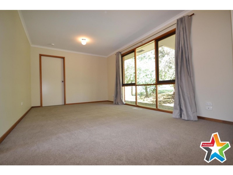 6/7 Read Road, Seville VIC 3139