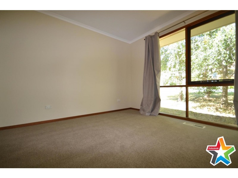 6/7 Read Road, Seville VIC 3139