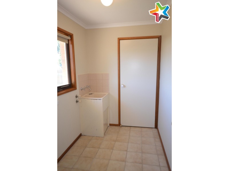 6/7 Read Road, Seville VIC 3139