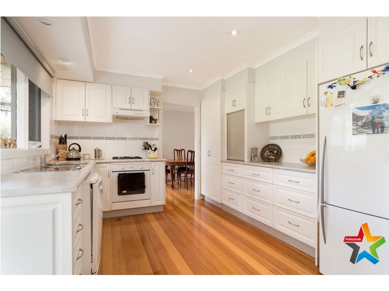 50 & 52 Terrigal Crescent, Kilsyth VIC 3137