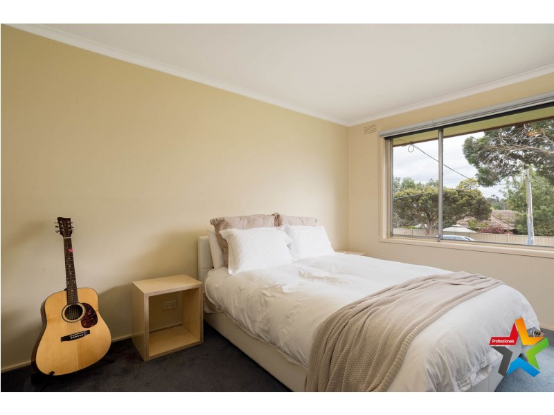 50 & 52 Terrigal Crescent, Kilsyth VIC 3137