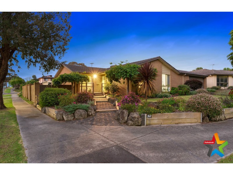 50 Savanna Drive, Mooroolbark VIC 3138