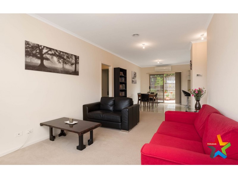 3/42 Zina Grove, Mooroolbark VIC 3138