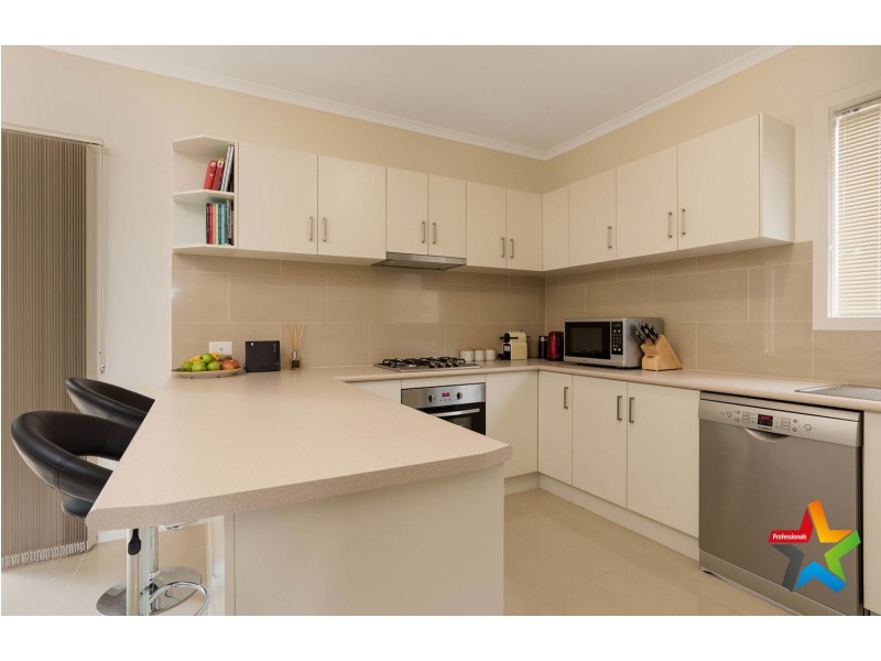 3/42 Zina Grove, Mooroolbark VIC 3138