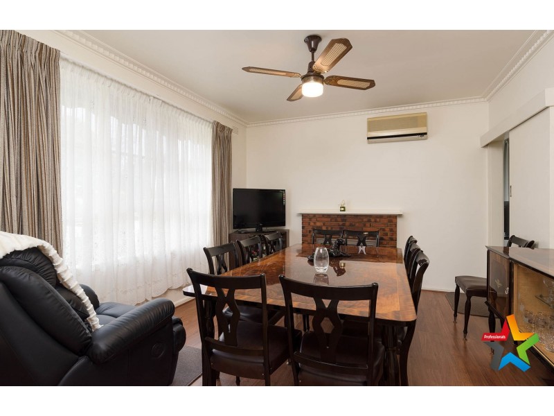 1/34 Jackson Street, Croydon VIC 3136