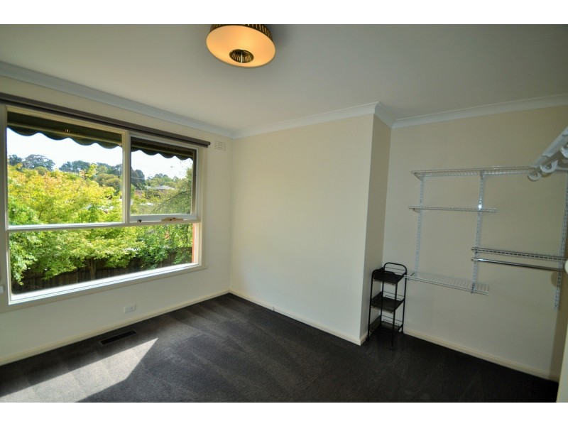 13 Swinburne Avenue, Mooroolbark VIC 3138