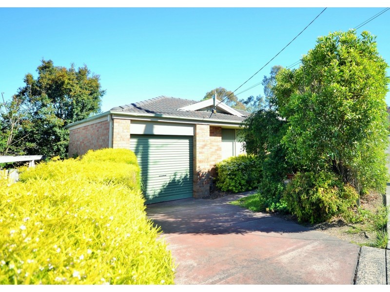 28 Bridges Avenue, Mooroolbark VIC 3138