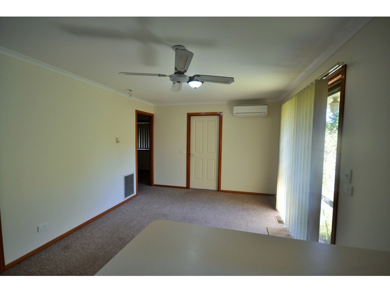 28 Bridges Avenue, Mooroolbark VIC 3138