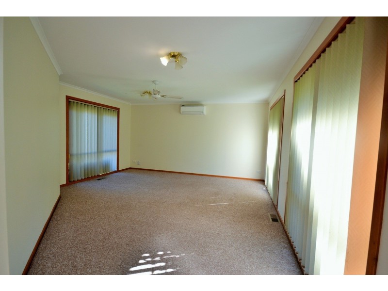 28 Bridges Avenue, Mooroolbark VIC 3138