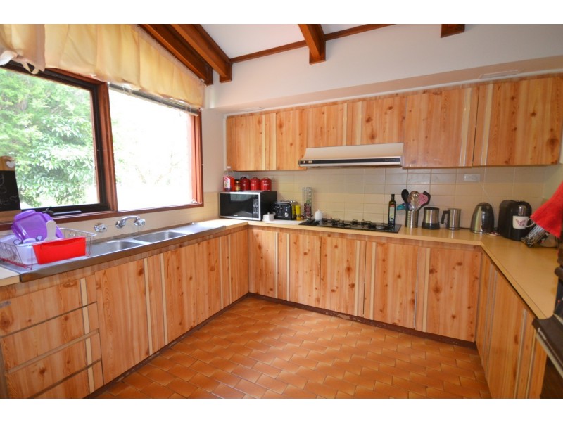 10 Anthony Drive, Chirnside Park VIC 3116