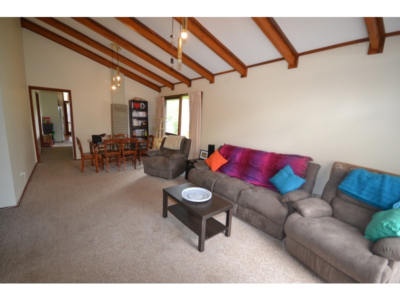 10 Anthony Drive, Chirnside Park VIC 3116