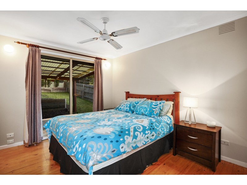 6 Edward Road, Chirnside Park VIC 3116