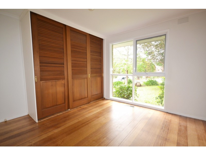 31 Shakespeare Avenue, Mooroolbark VIC 3138