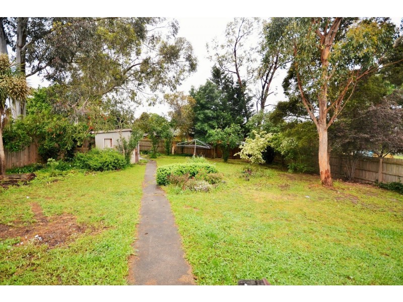 31 Shakespeare Avenue, Mooroolbark VIC 3138
