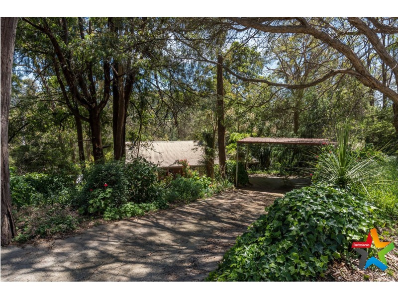 81 Commercial Road, Mount Evelyn VIC 3796