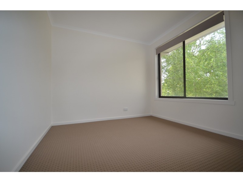 1/24 Mt Dandenong Road, Ringwood East VIC 3135