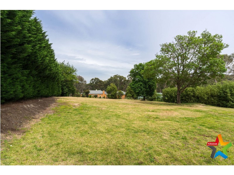 90 Stradbroke Road, Montrose VIC 3765