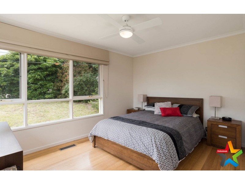 5 Terrigal Crescent, Kilsyth VIC 3137