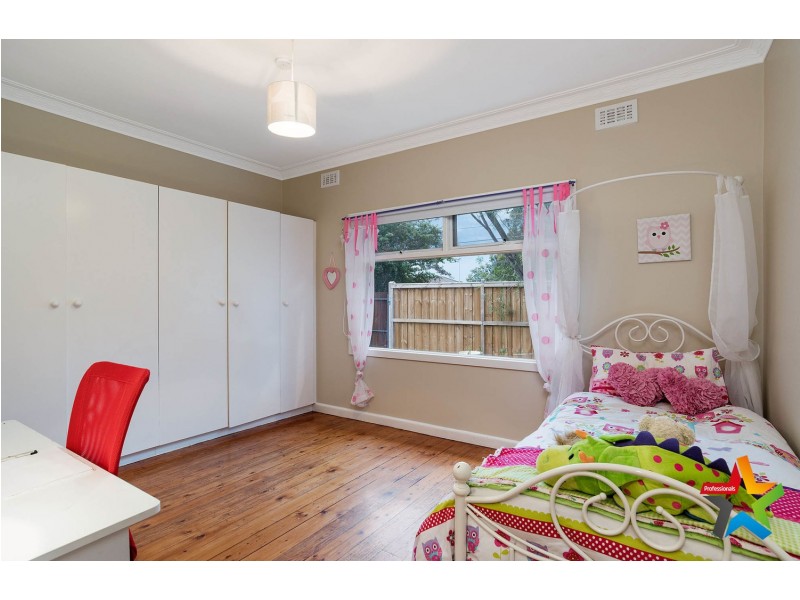 28 Colchester Road, Kilsyth VIC 3137