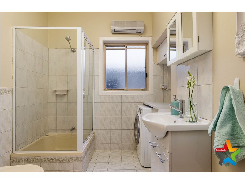 28 Colchester Road, Kilsyth VIC 3137