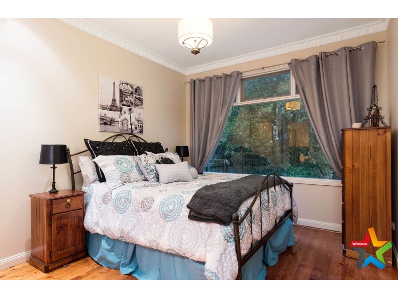 28 Colchester Road, Kilsyth VIC 3137