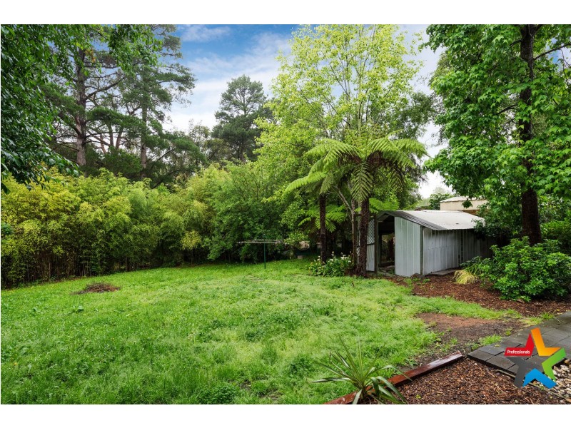 42 Spring Street, Mount Evelyn VIC 3796