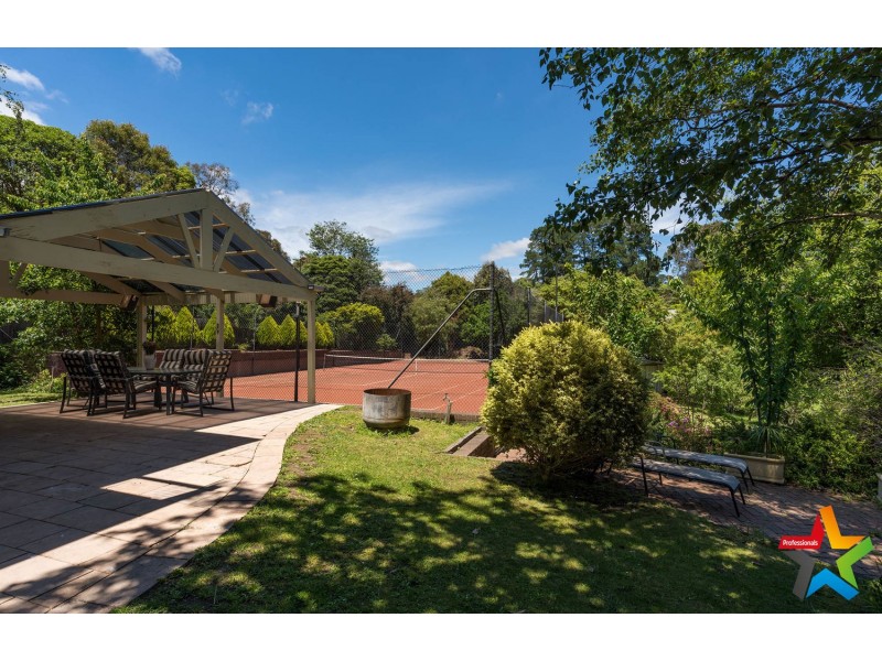 10 Doreen Court, Montrose VIC 3765