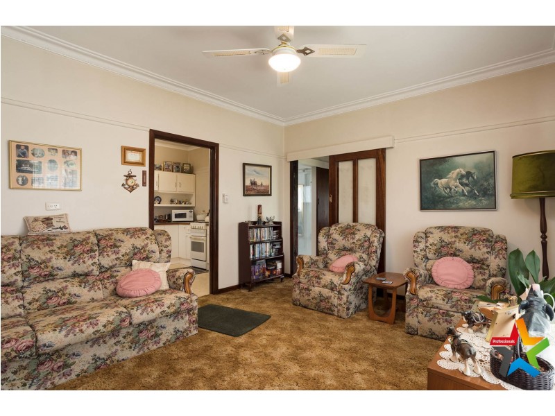56 Timms Avenue, Kilsyth VIC 3137