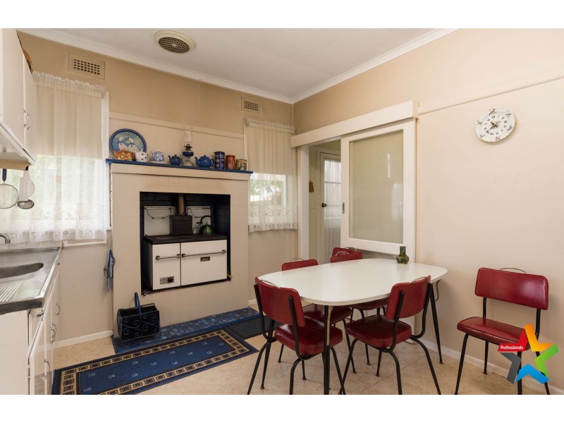 56 Timms Avenue, Kilsyth VIC 3137