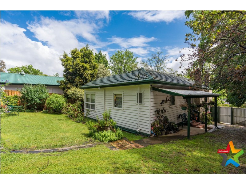 56 Timms Avenue, Kilsyth VIC 3137