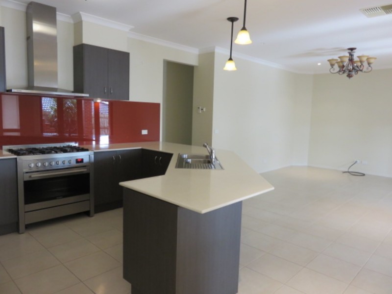 46 Tudor Drive, Mooroolbark VIC 3138