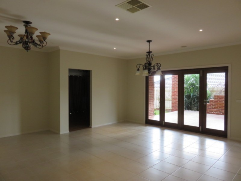 46 Tudor Drive, Mooroolbark VIC 3138