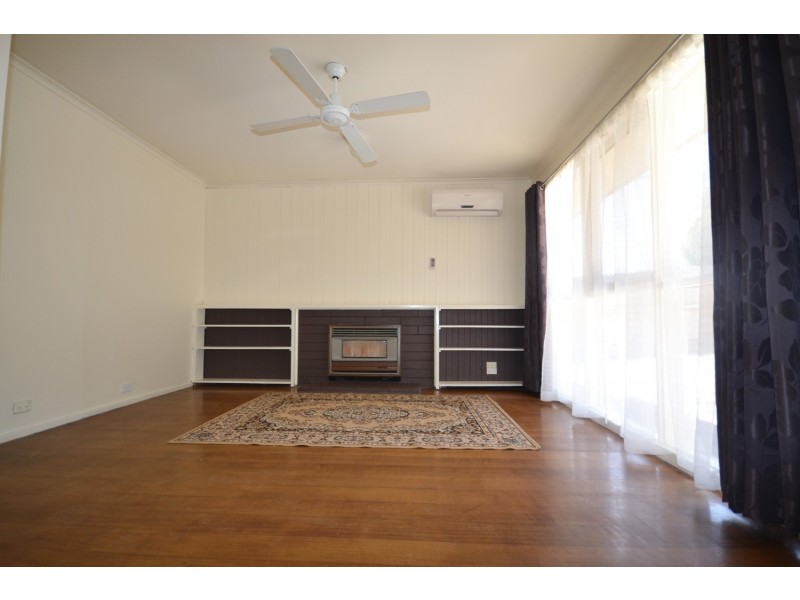 345 Hull Road, Mooroolbark VIC 3138