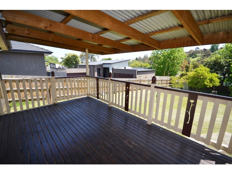 345 Hull Road, Mooroolbark VIC 3138