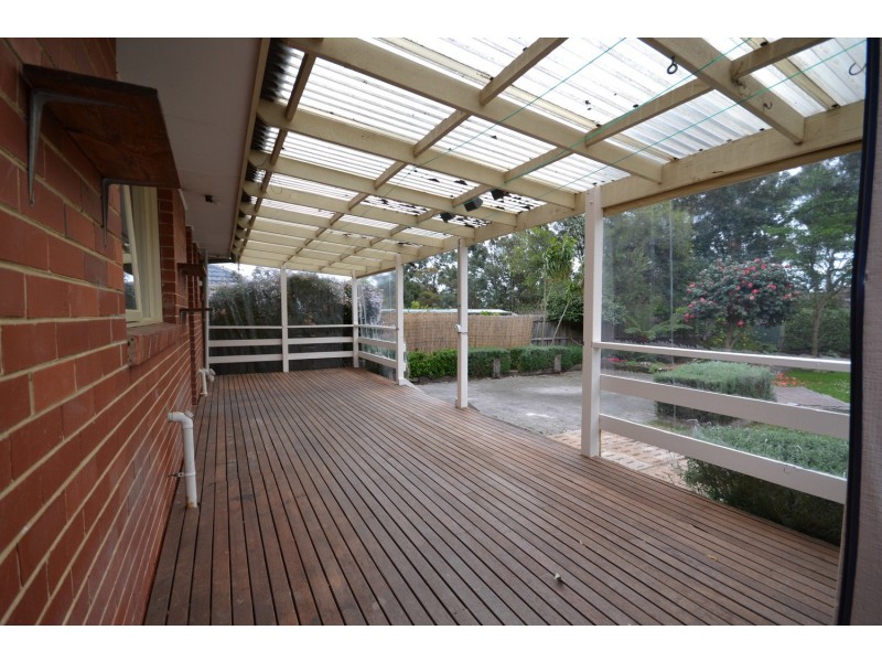 30 Binbrook Drive, Croydon VIC 3136