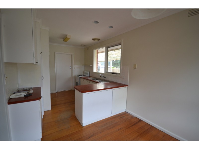 30 Binbrook Drive, Croydon VIC 3136