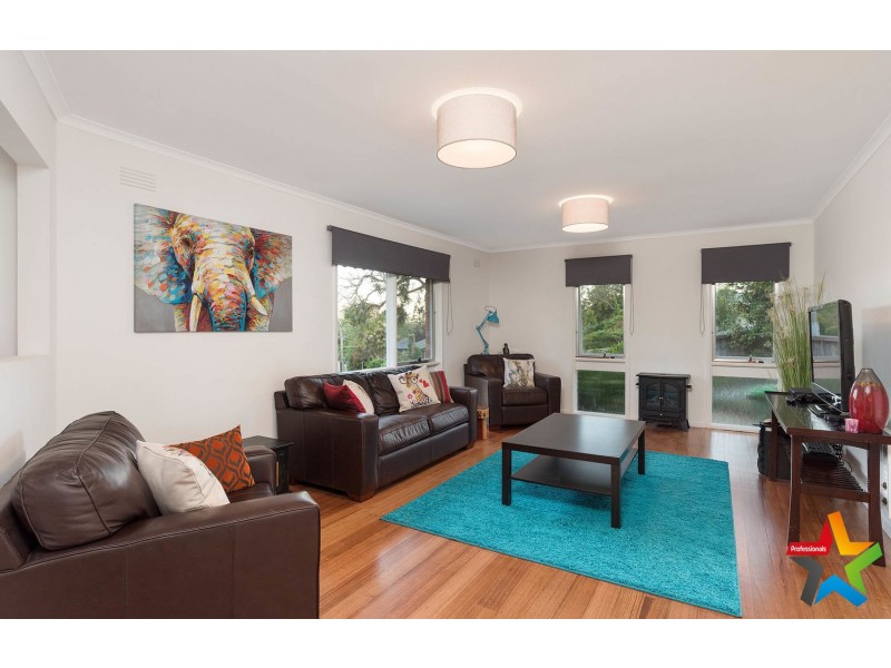 64 Fernhill Road, Mount Evelyn VIC 3796