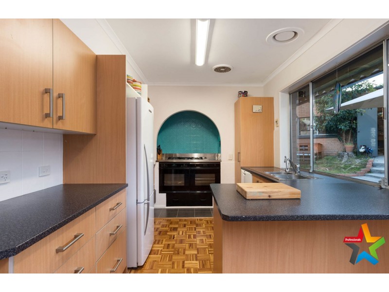 64 Fernhill Road, Mount Evelyn VIC 3796