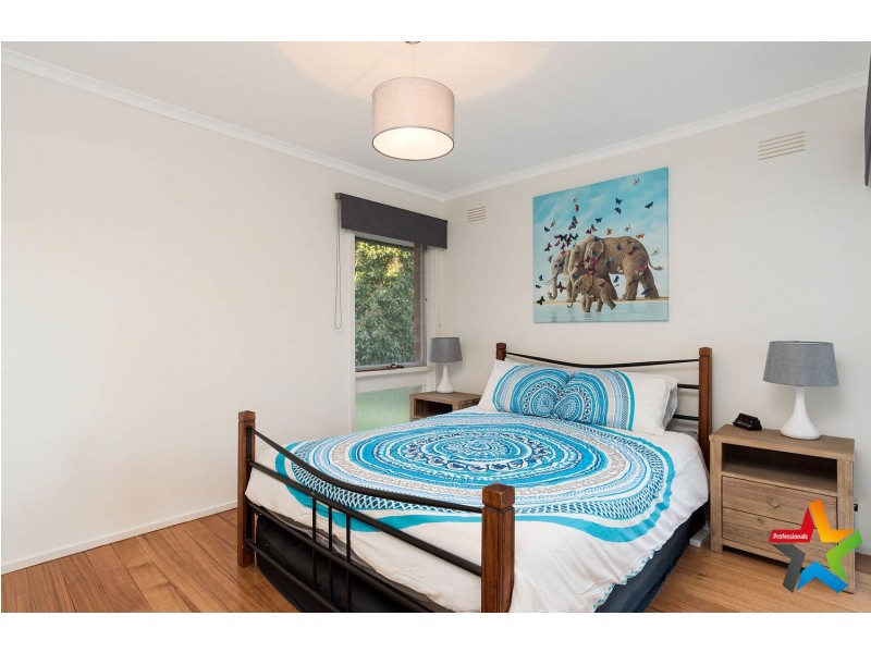 64 Fernhill Road, Mount Evelyn VIC 3796