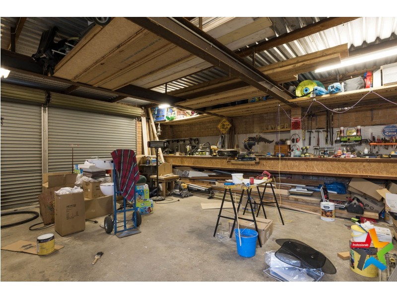 64 Fernhill Road, Mount Evelyn VIC 3796