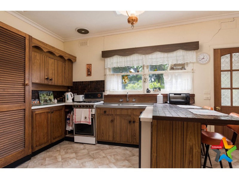 20 Churchill Way, Kilsyth VIC 3137