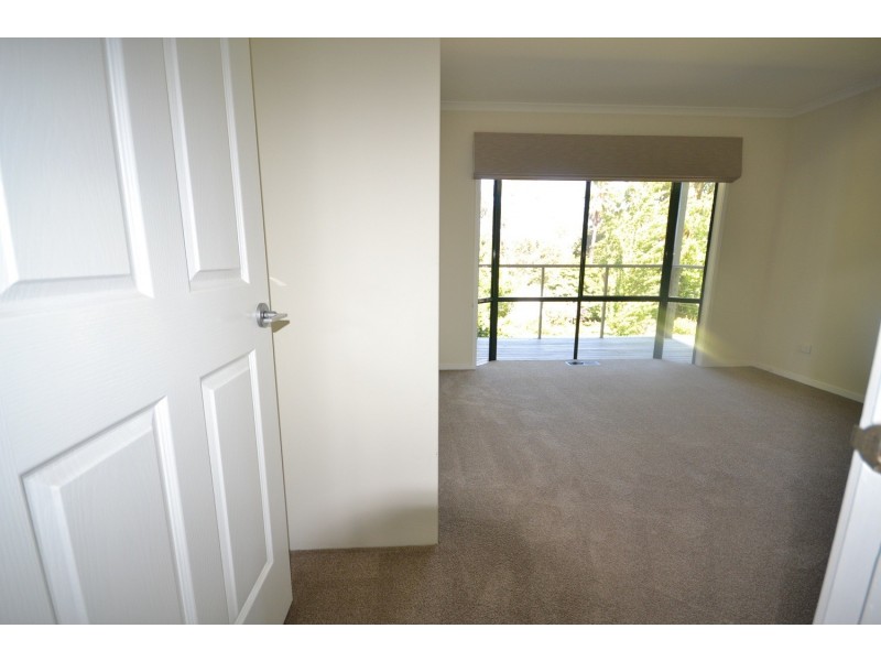 49 Moore Avenue, Montrose VIC 3765