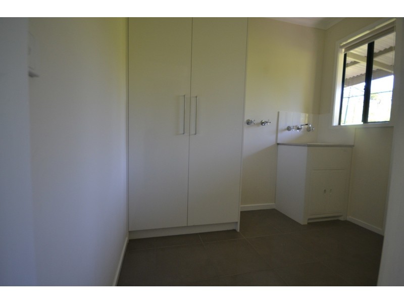 49 Moore Avenue, Montrose VIC 3765