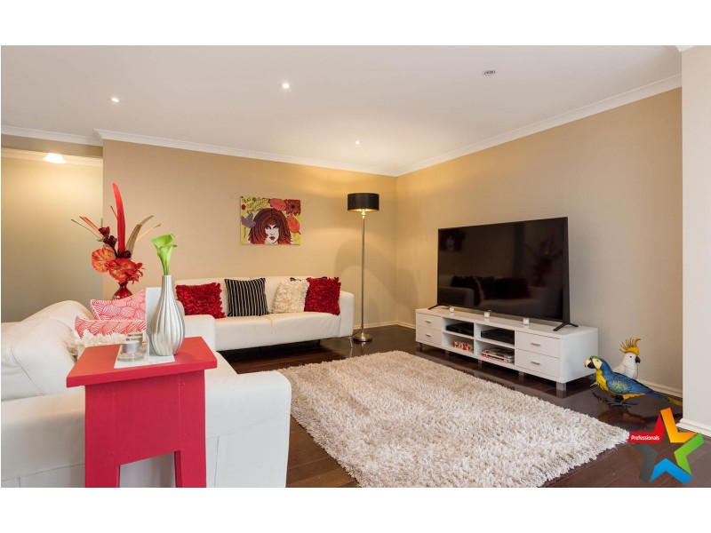 41 Valley Park Drive, Mooroolbark VIC 3138