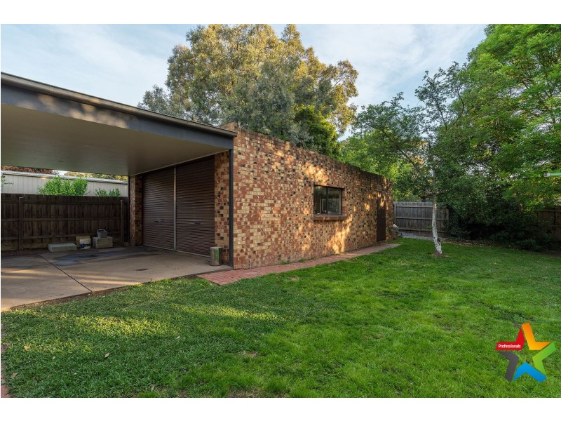 46 Zina Grove, Mooroolbark VIC 3138