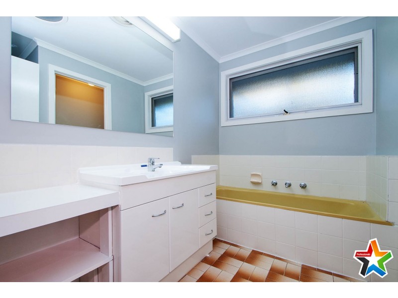 27 Huntingdon Avenue, Bayswater North VIC 3153